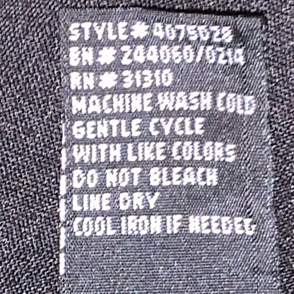 Amy Byer 2 Button Black Blazer - Picture 6 of 6